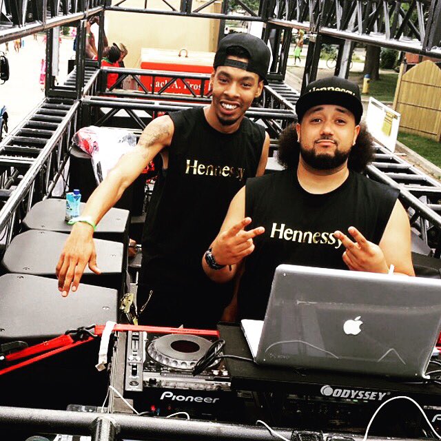 TheWeekendgrp's tweet photo. #TheWeekendGroup | #Caribana2016 | #HennessyTruck | #CarnivalNationz https://t.co/4nPoAqUHBI