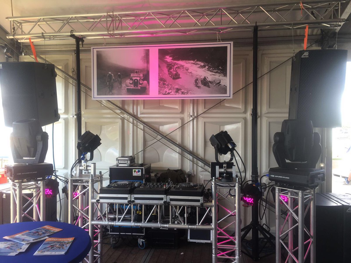 PUPevents's tweet photo. Geslaagd feestje #wielrennen #steenwijk @SpektakelStwijk @MvanDokkumburg @pjvr @DeMeenthe @SteenwijkV https://t.co/xSK4dxFOPJ