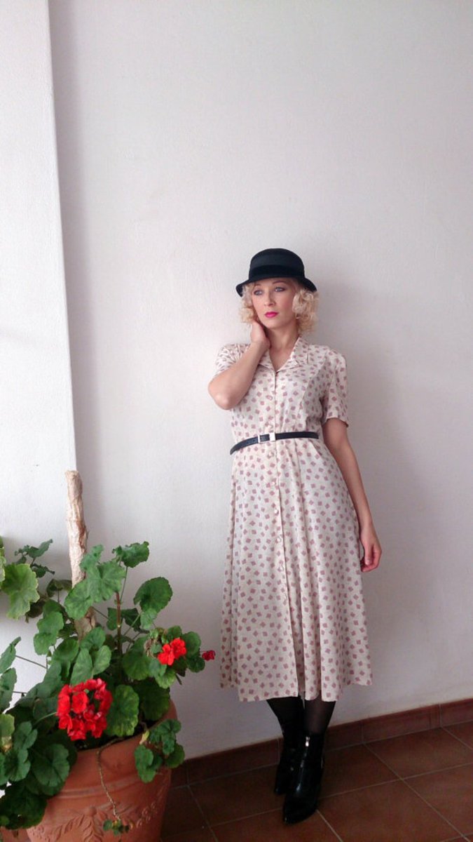 MadeInRetro's tweet photo. This 70s lavender print shirt dress is still on sale @ Etsy. #vintagedress  #etsyseller #lavender #70sdress https://t.co/XG6Vk6dn9L