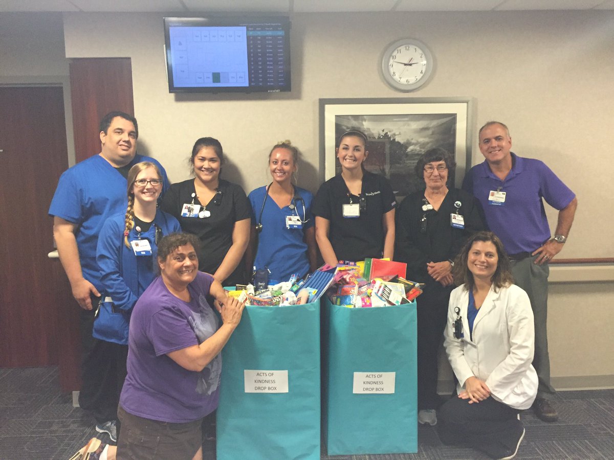 MarkEltiste's tweet photo. The staff of 7N/7S getting ready to deliver our donations to the Lincoln City Mission. #90actsofkindness #Bryan90 https://t.co/iIHXIrAL4C