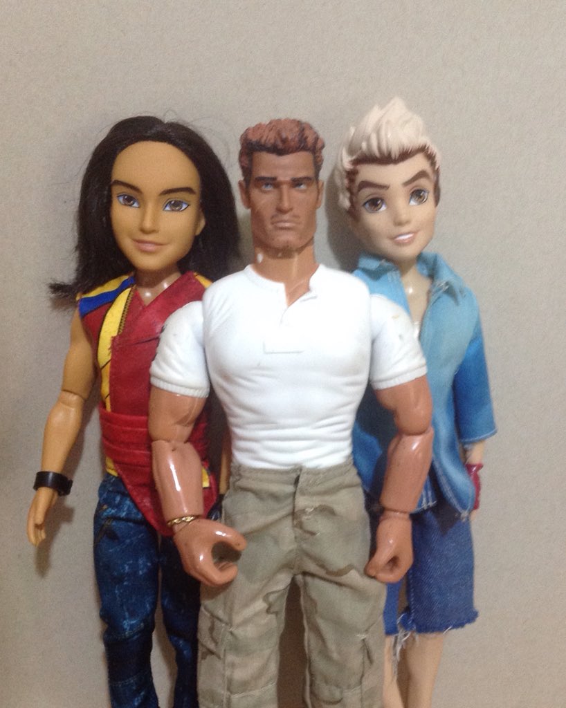 Evie Carlos Descendants Dolls, Descendants Jay Carlos Dolls