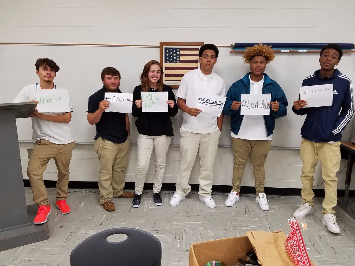 ExcelTeague's tweet photo. Had a great day today with my new family at Excel Academy. Great things are going to happen this yr. #EXCELisALLIN https://t.co/HrMBBZpXsT
