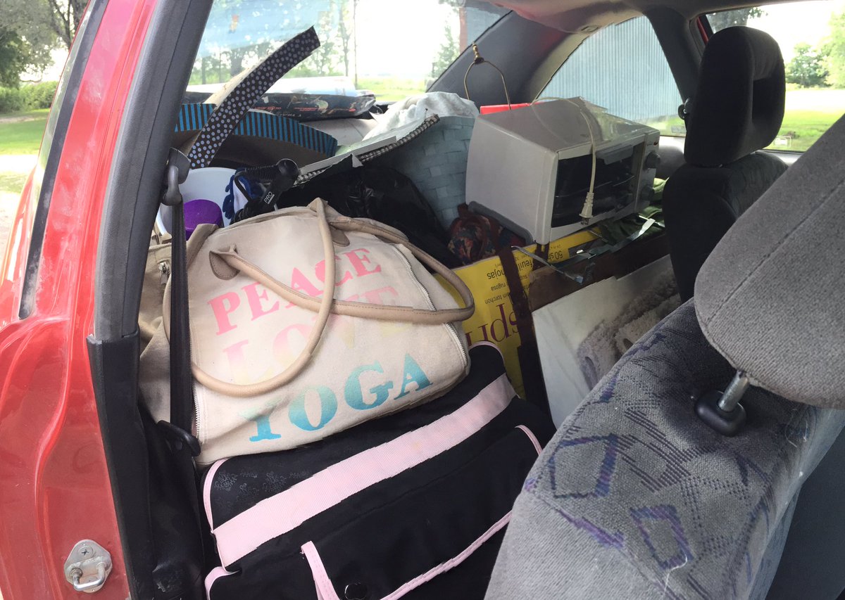 MyNamesNotBrick's tweet photo. I didn't spend over 26 hours playing Tetris for nothing #professionalpacker https://t.co/3UZwcg54jU