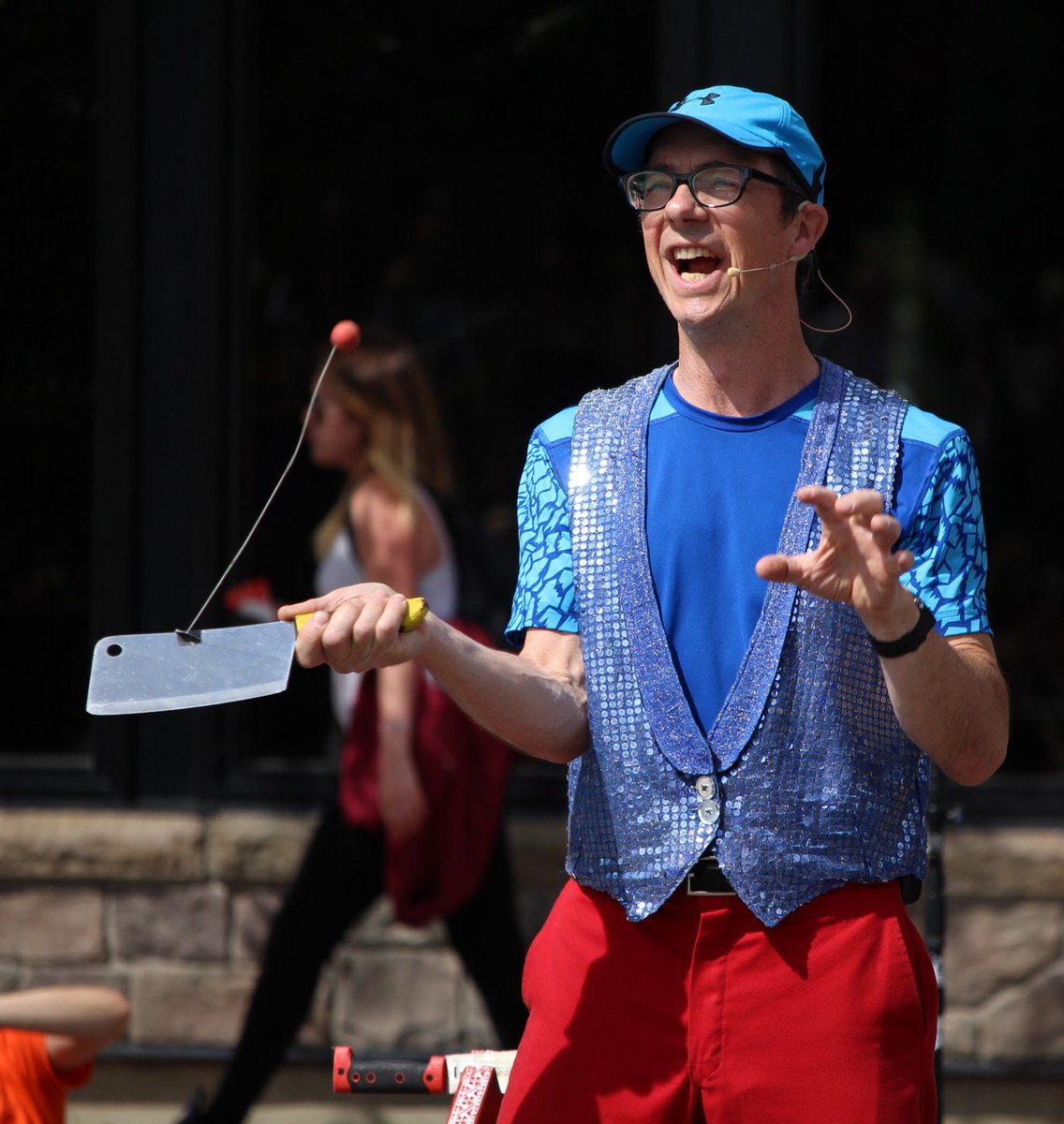 EditorCreative's tweet photo. #RedDeer #CentreFest Street performer festival. From https://t.co/1KiLdZTxD2 new August issue. Awesome and Unique! https://t.co/CAl64lei3J