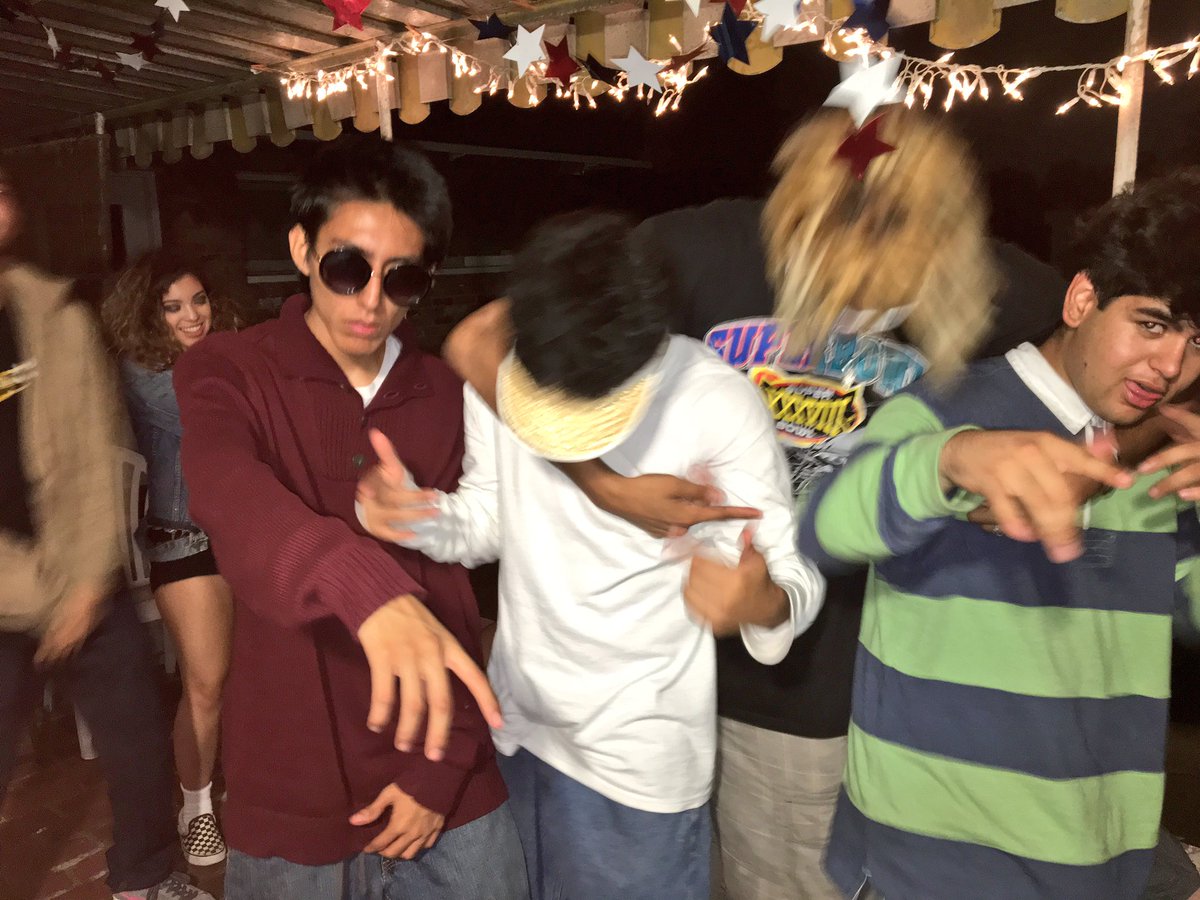 nickcubas's tweet photo. 🤑🍻😈 https://t.co/lN71RXWska