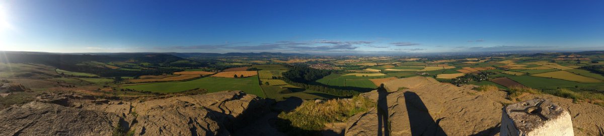 mark_leeml's tweet photo. From Resberry Topping at 6am this morning. #hm60 #trailrunning https://t.co/jwTyOKqaSm