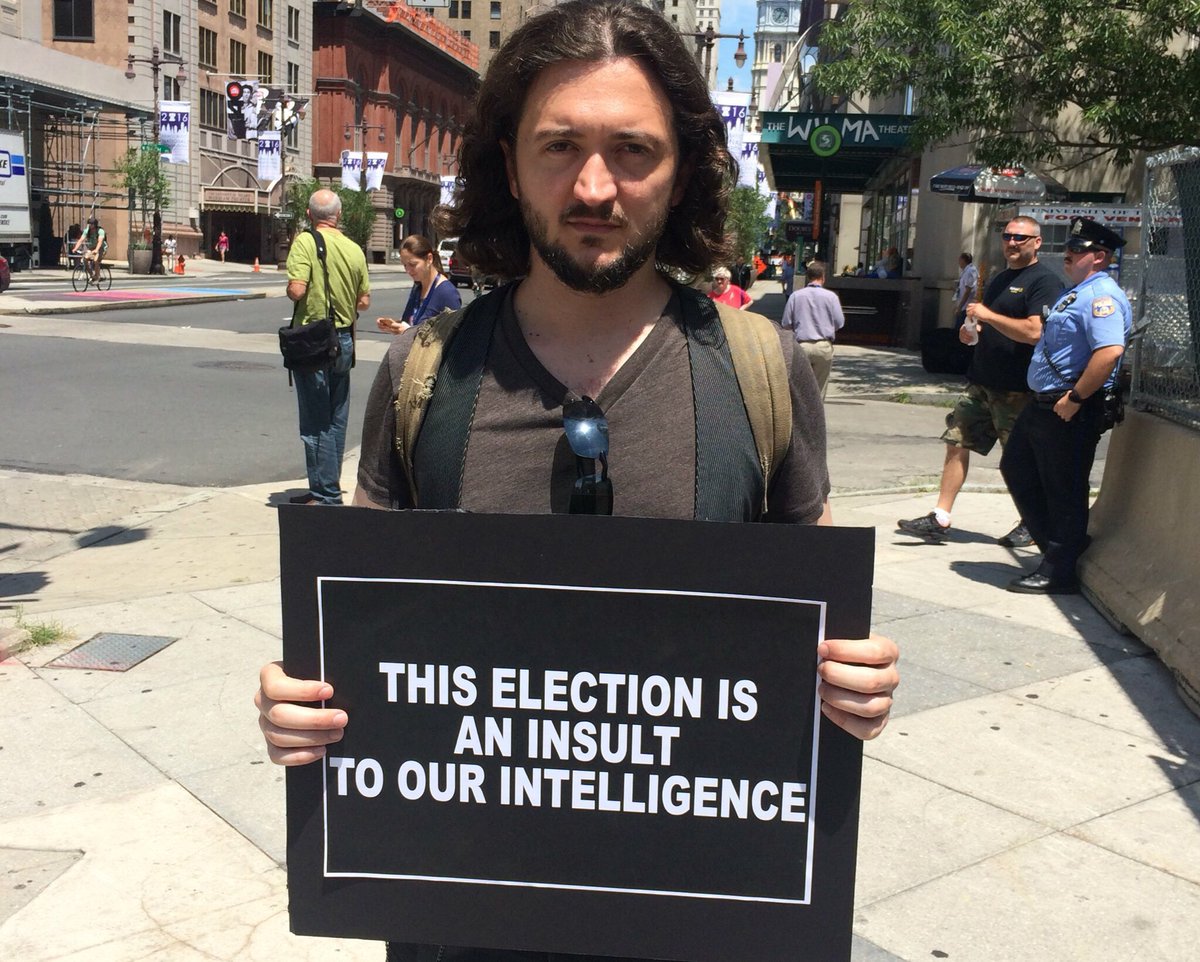 LeeCamp's tweet photo. Over ten million views on Facebook for this image. I guess people agree. https://t.co/gvG43dh4yP