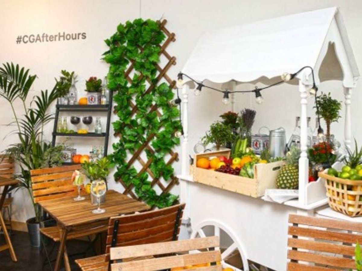 Stop everything. There's now a entire market dedicated to gin in London buff.ly/2asJwNR