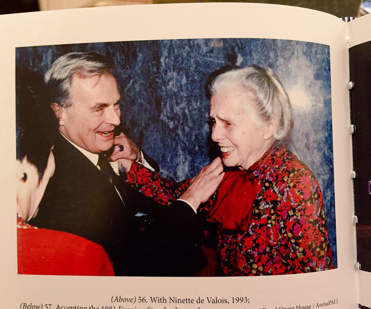 MaggyPigott's tweet image. &apos;Genteel mobbing&apos; of  #SirPeterWright @ London #Ballet Circle talk/signing of his #WrightsAndWrongs 📖 #autobiography