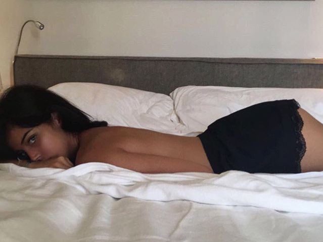 синди кимберли. сестра тайком. студентки подглядывания. сестре свете. девочки дружат.