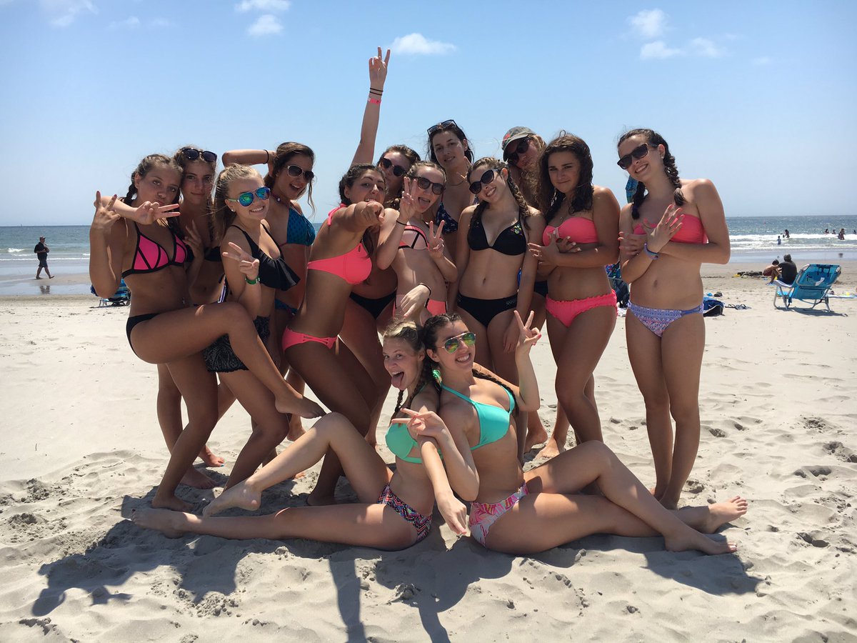 jensencoppa's tweet photo. it's national gf day❤️💞 #ettes https://t.co/RQWoSQO4W8