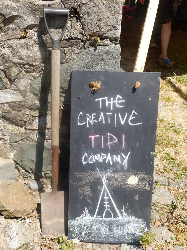 CreativeTipi tweet picture