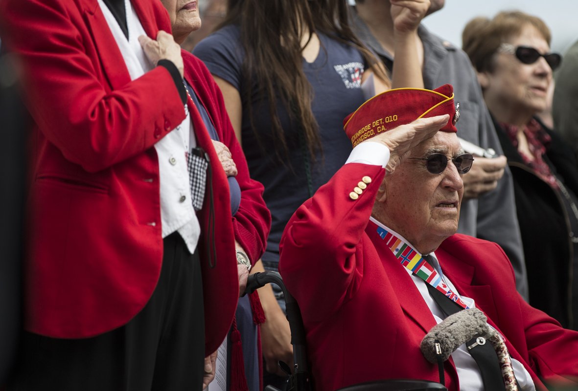jachristian's tweet photo. Photos from today's opening ceremony of #SF's Korean War memorial are now on @sfexaminer https://t.co/lHdhlF23cF https://t.co/PnD07GhoMy