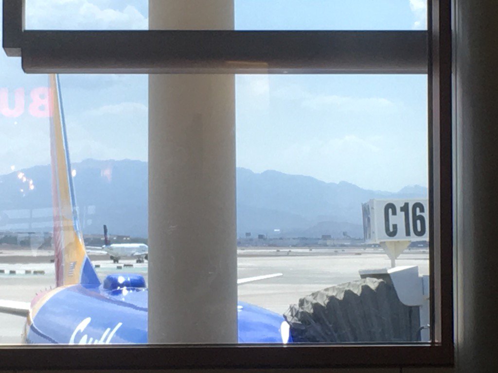 c_cano_composer's tweet image. Leaving Las Vegas.