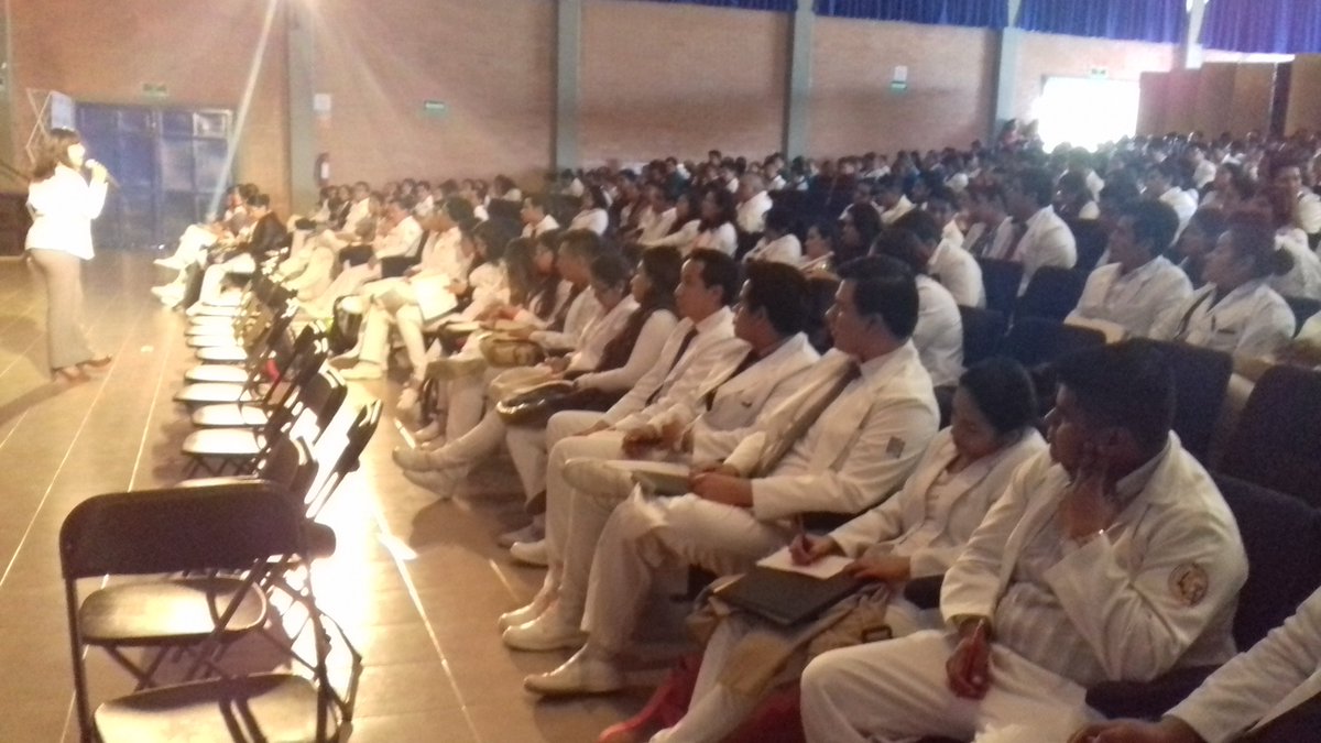 Peegissh1's tweet photo. Conferencia "Derechos sexuales y reproductivos" a pasantes de ciencias de la salud.  @GeraGarcia04 @Salud_Hidalgo https://t.co/cvJlBhLr6M