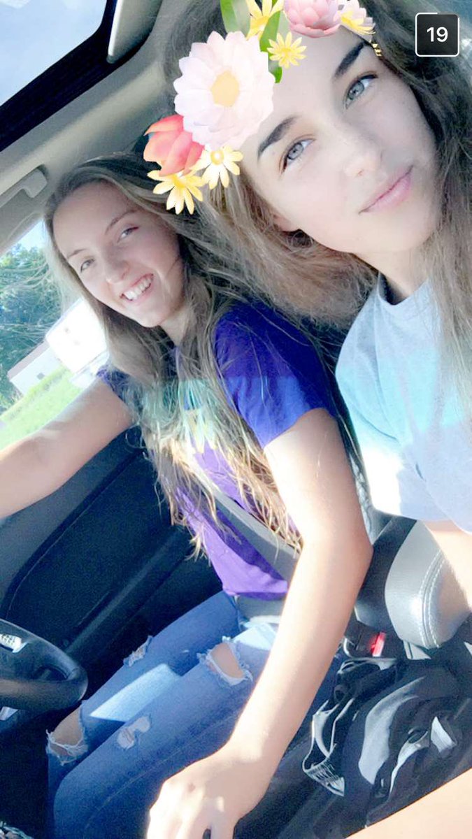 hvollmer14's tweet image. #nationalgirlfriendday don't know what I'd do without them ❤️❤️