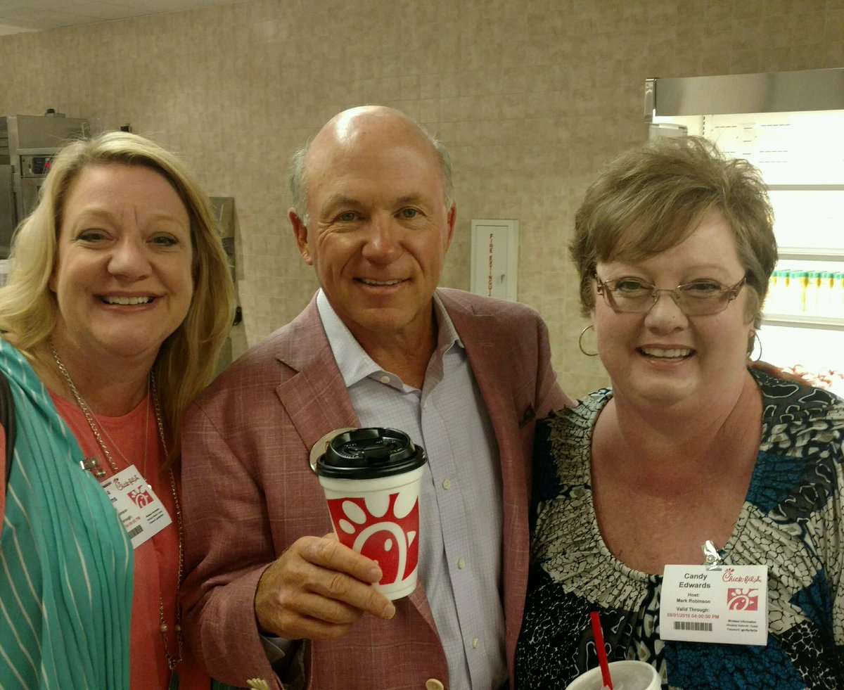 Candy Edwards (MrsJRandy2) Twitter