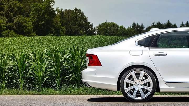 VolvoSedauto's tweet photo. Nuevo VOLVO S90, descúbrelo en #Sedauto https://t.co/T75U0OAFiT