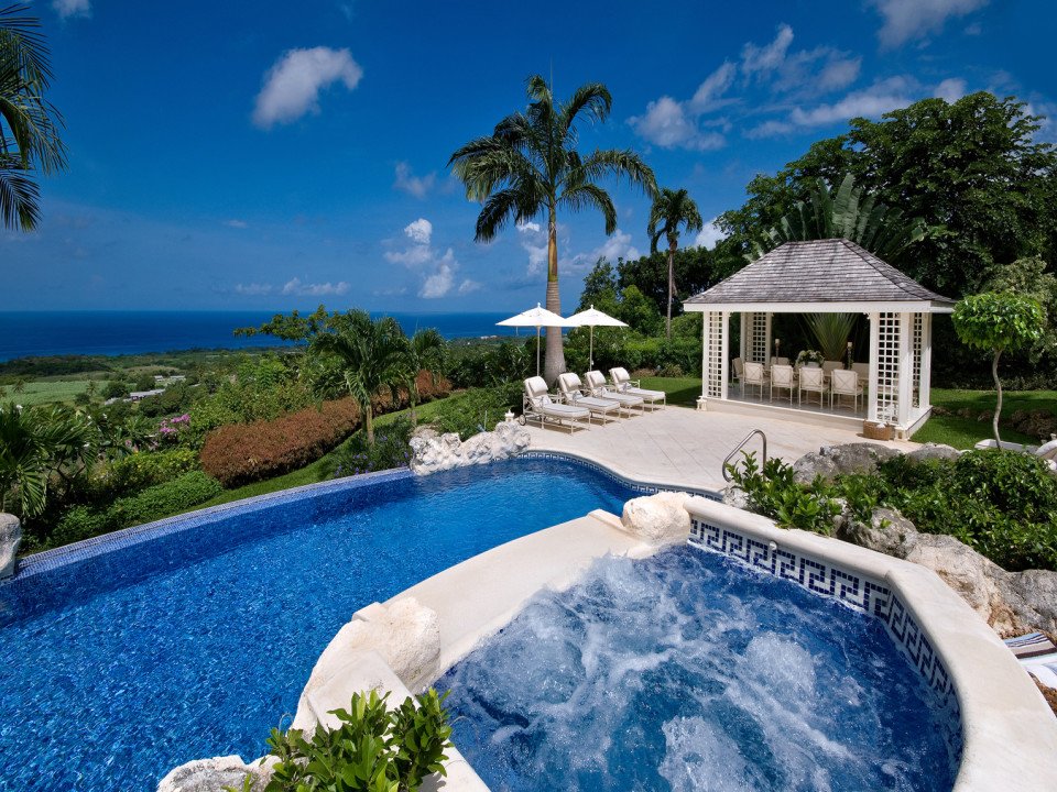 Terra Luxury tweet media