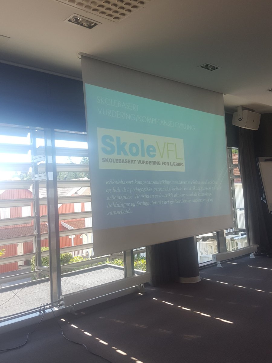 hvaleruskole's tweet photo. Skolebasert vurdering for læring. Hvaler ungdomsskole #plandag #skole #msftedu #o365 https://t.co/XAL8KrTA4t