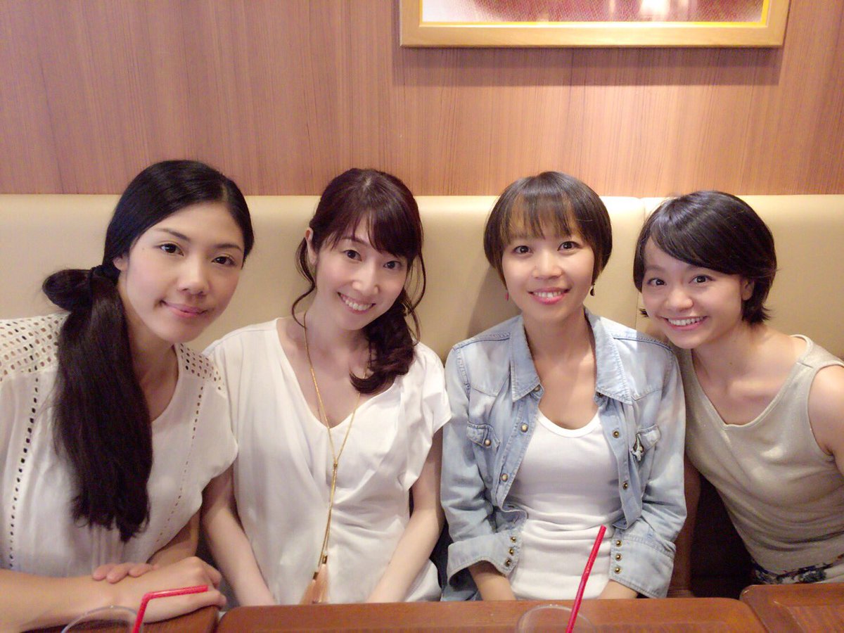 池辺愛 Sur Twitter 東京メッツのメンバーで集まりました 黒田百合ちゃん 桜井美紀ちゃん モエヤン相方くぼっちと 皆それぞれの人生を歩んでいて感慨深い 切磋琢磨しながらステージに一緒に立っていたあの頃から10年以上の月日が 今でも仲間でいられて幸せ 池辺愛 Sur Twitter 東京メッツのメンバーで集まりました 黒田百合ちゃん 桜井美紀ちゃん モエヤン相方くぼっちと 皆それぞれの人生を歩んでいて感慨深い 切磋琢磨しながらステージに一緒に立っていたあの頃から10年以上の月日が 今でも仲間でいられて幸せ