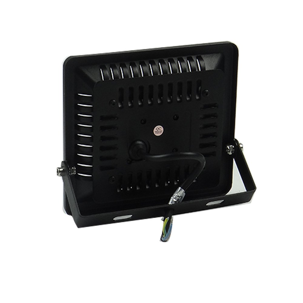 tclighting's tweet photo. New Flood Light.Adopting qualified aluminum alloy material,has excellent heat dissipation, making it more durable! https://t.co/MTY3d3H2zR