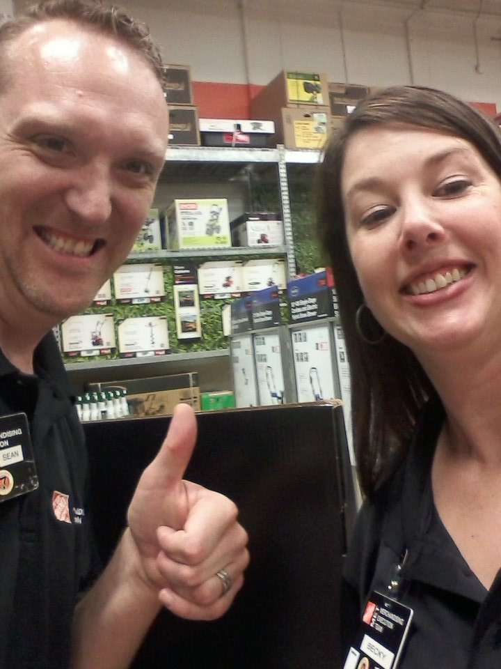 Sup - swap day with FES Becky. She's even dressed for action! #rockingthepolo #partnership @met179  <a href="/AmyMETMidwest/">Amy Santin</a>