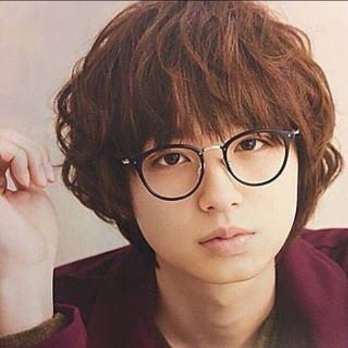 伊野尾慧の髪型の作り方 女子がまねしてもかわいい
