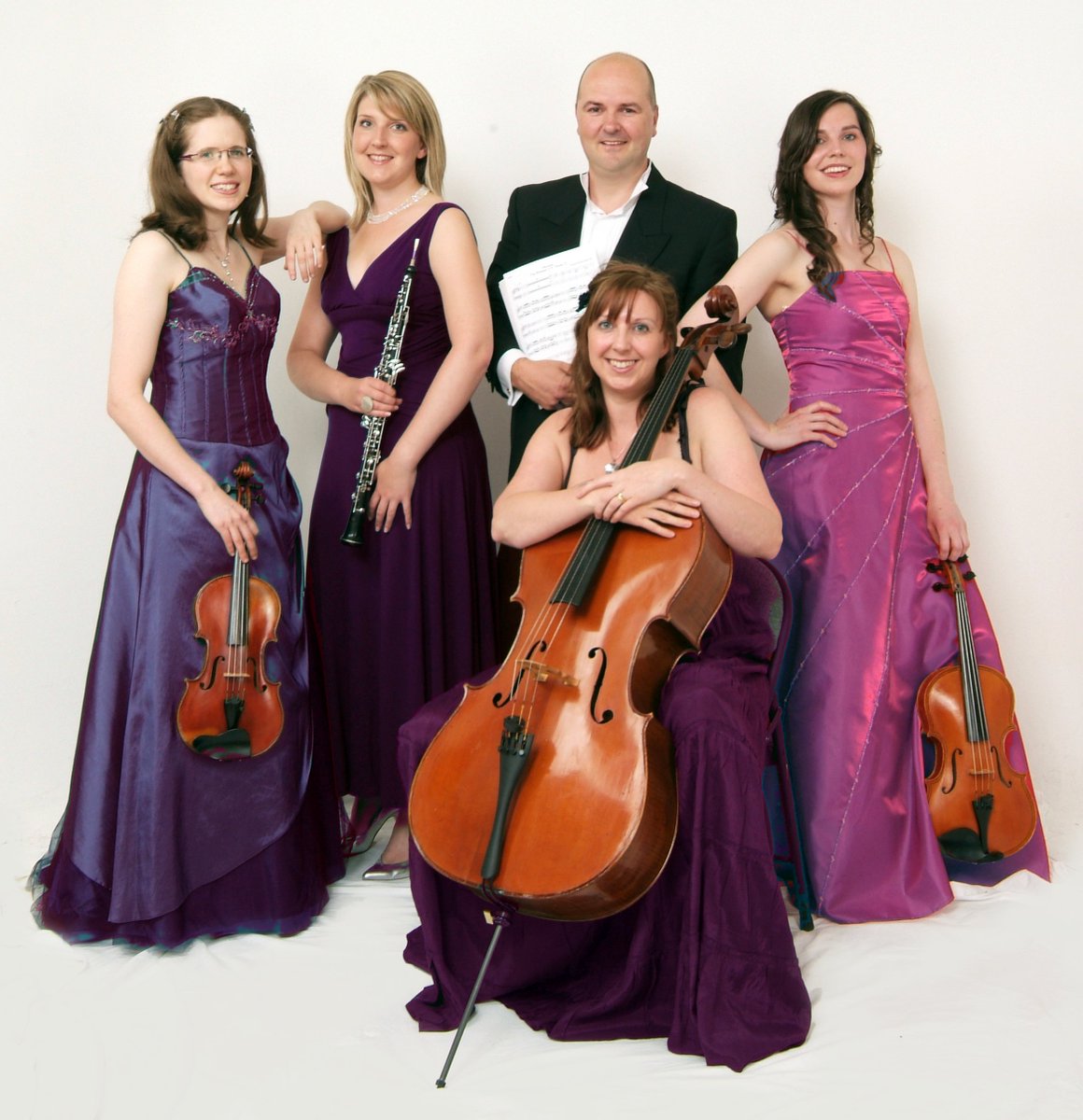 spotonlancs's tweet photo. Autumn's music comprises Spanish guitar, Parisian folk, Canadian folk & a classical ensemble https://t.co/eEGqj3e1V9 https://t.co/rl6lVzVcuX