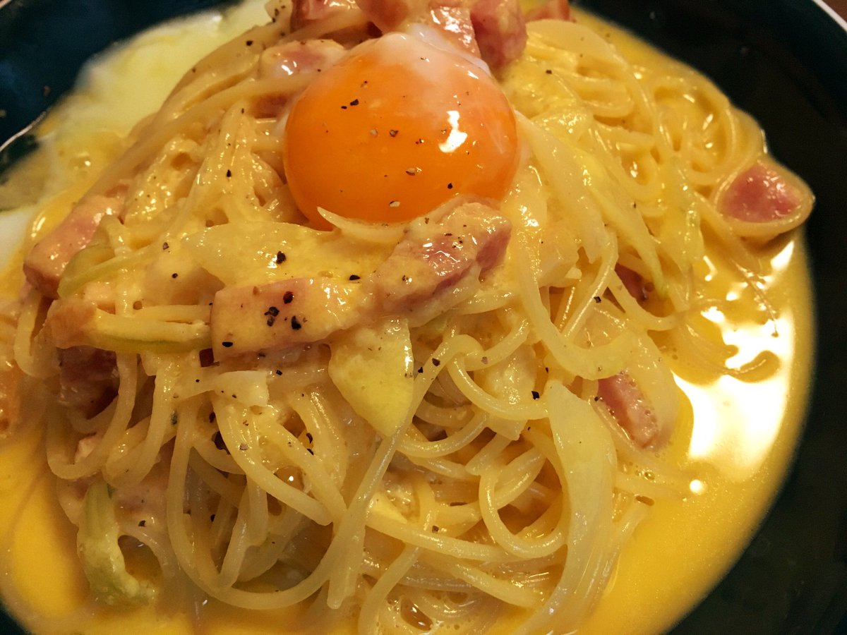 くりゅう みちる結婚式の引き出物でもらったお皿重宝してます ノ