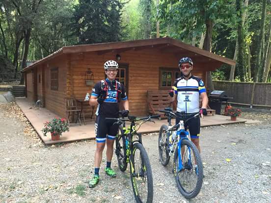 Roberto y David ya ruedan sobre la segunda etapa de Tracks Maresme entre Canyamars y Pineda de Mar,disfrutar chicos!