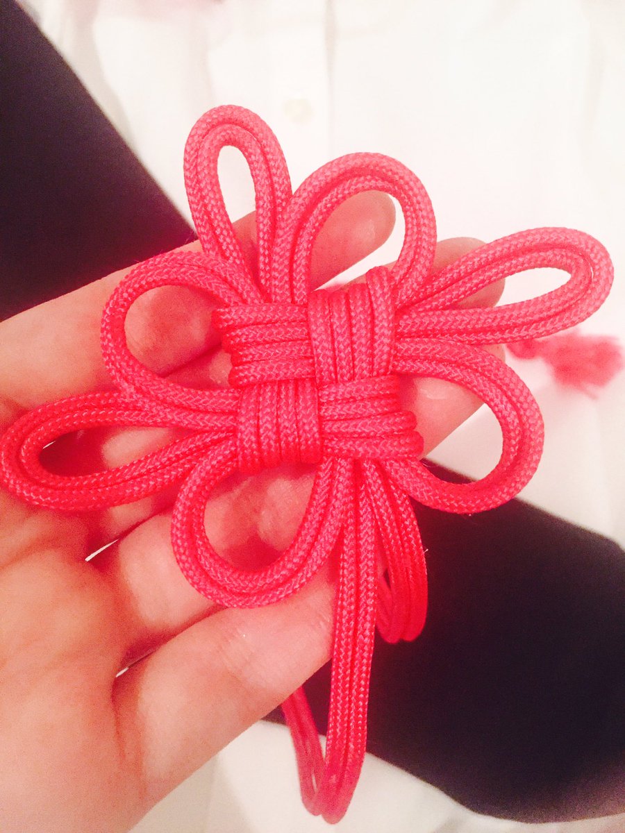 くりす Sur Twitter 手作りした咲夜ちゃんの髪飾り 菊結び って言う日本の飾り紐の結び方なんだって 延命長寿の意味があるとか