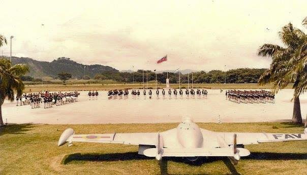 History Flight Venezuela sur Twitter : "Antigua Escuela de Aviacion Militar. (EAM) "La Fortuna Ayuda a los Audaces" https://t.co/xDbJ9QCzpy" / Twitter