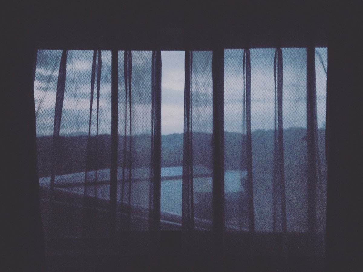 一ヶ月後、二十五歳の誕生日にアルバムをリリースします。題名は