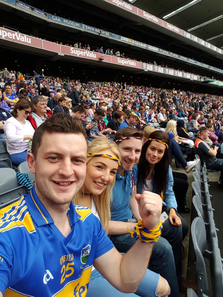 jamesking0611's tweet photo. the nordies having a day out in Europe #fanwall https://t.co/G7oWWxJgvl