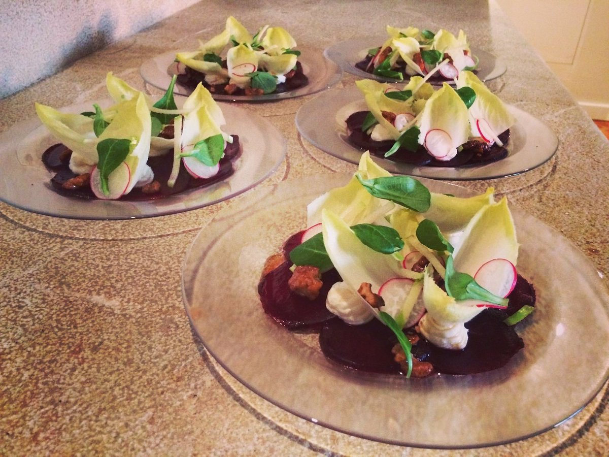 Chef_Jere's tweet image. #firstcourse #starter #entrante #beetroot #remolacha  #goatcheese #quesodecabra #foodporn  #chefjere