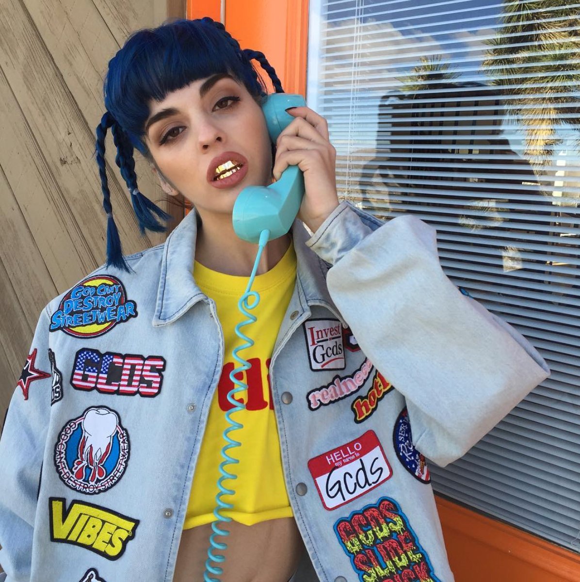 Marcona3's tweet photo. A girl to kill for @sitabellan @gcdswear #gcds #streetstyle #newin #m3etc https://t.co/esCJu5KG3c