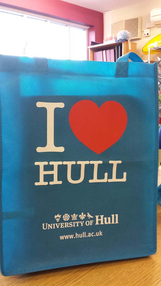 These I Love Hull bags were commissioned by <a href="/UniOfHull/">University of Hull</a> and they make a great accessory for #2017Hull and beyond.