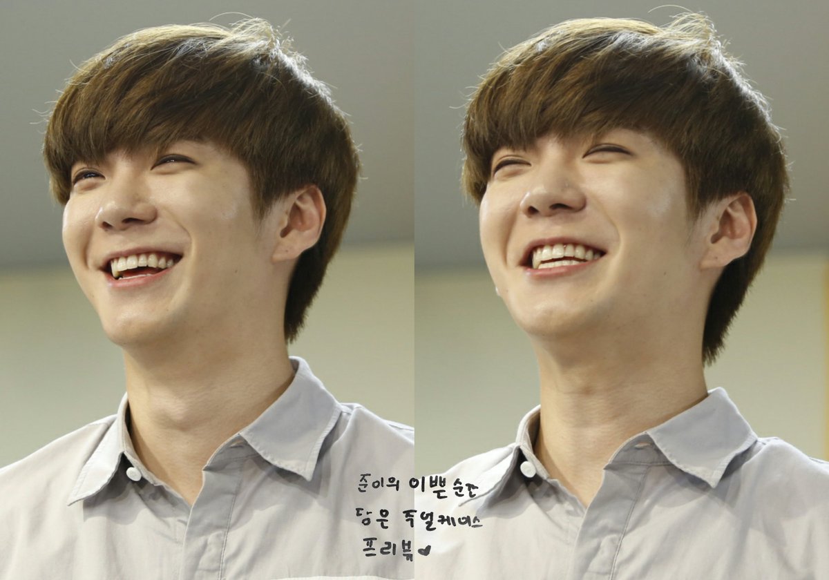 jewel_case tweet picture