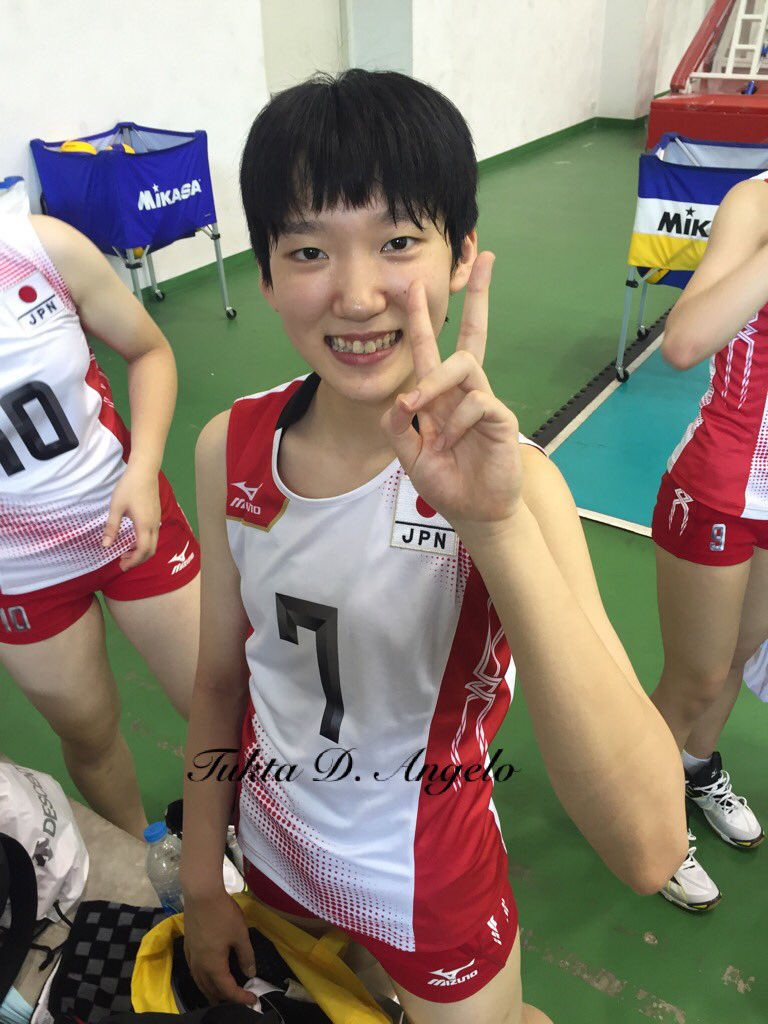TuktaDAngelo's tweet photo. 2016 全日本高校選抜チーム！！
No.5 山城 愛心
No.6 鏡原 叶悠
No.7 山本 萌々果
No.8 巻口 明日香 https://t.co/0DA2Q67WYd