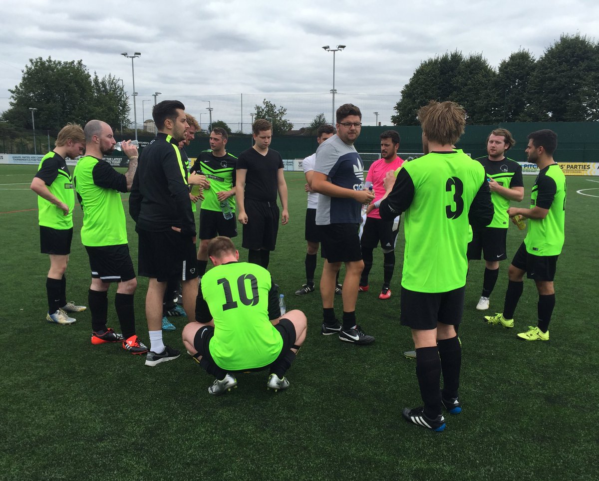 Woodhill2015's tweet photo. A great 2-0 win for @fcbush2016 in a pre season friendly, wearing their  new kit. https://t.co/FTi5uOL7cp