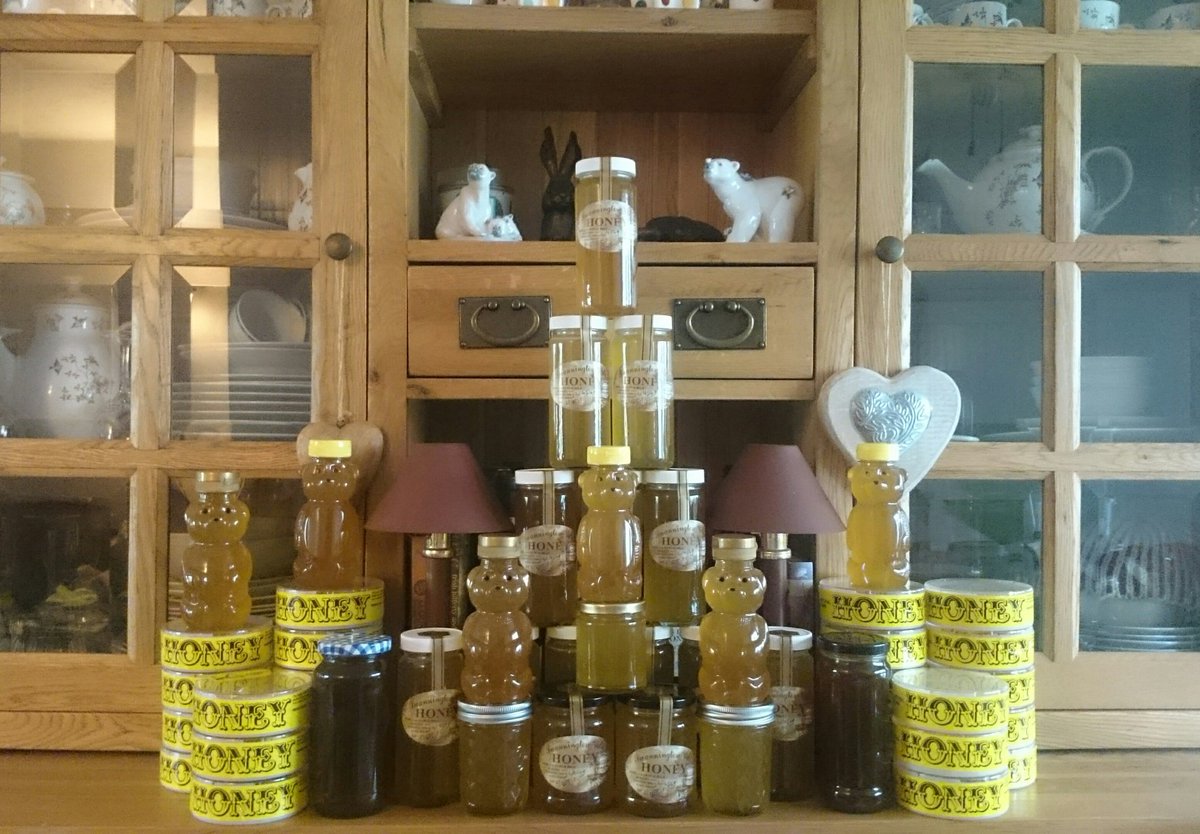 JagsailorMale's tweet photo. Our second batch, from two hives, pure English Honey. #BBKA #NBKA #honey #beekeeping https://t.co/2ExODGcj6u