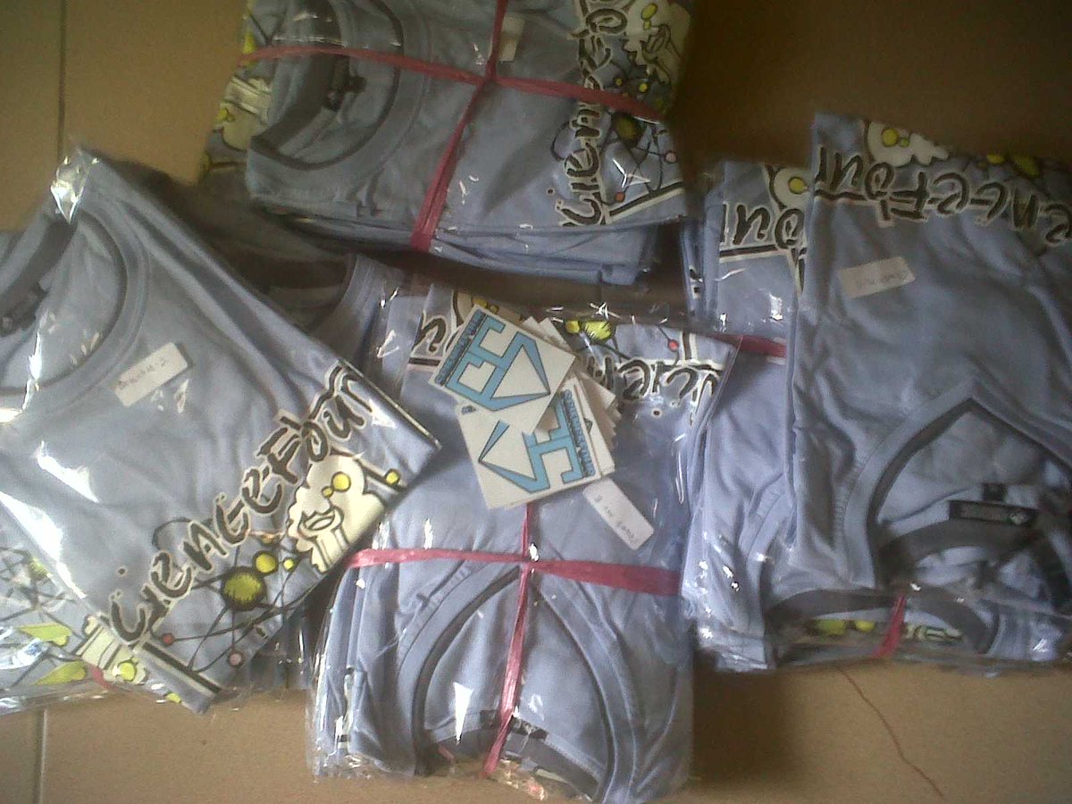 cupakdesign's tweet photo. Baju kelas smandapura siap dkirim https://t.co/z1LCbPH4Kb