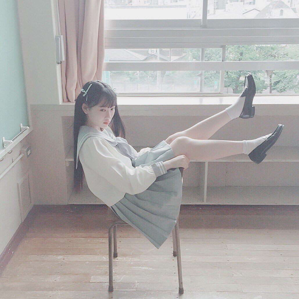 oo_R_ooO's tweet photo. ゆらゆら × セーラー服 

は最強だと思うの。💭 https://t.co/NJPpLH4BJy