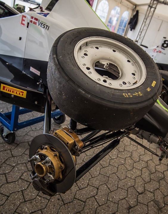 VestiRacing's tweet photo. Unfortunatly I lost a tyre in the last heat. Was P3. But I move on. #StriveForGreatness #formulaford https://t.co/mkOd0YG437