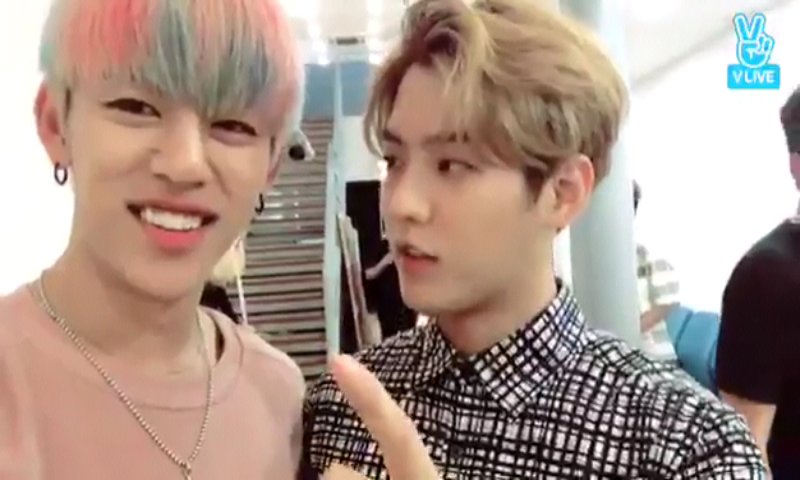 araaraftr's tweet photo. @BAP_Daehyun & @btob2mh #BTOBAP #93lines #Daehyun #Minhyuk https://t.co/ncqN5O7klJ