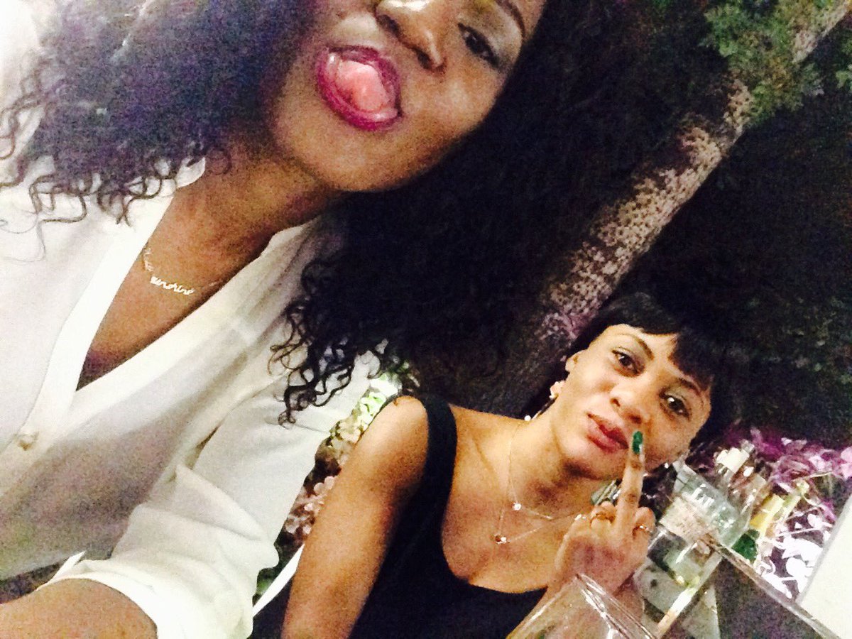 PrincessAbsurda's tweet image. 🍸🍸