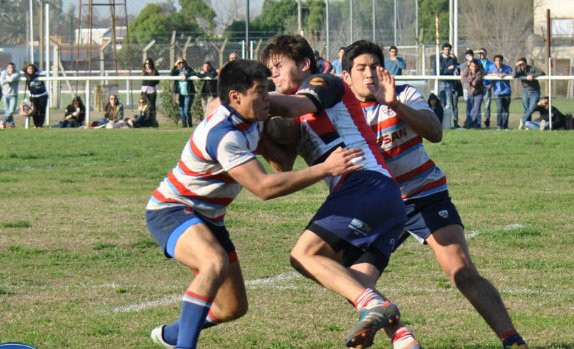 #URBA <a href="/ChascomusRugby/">Atl. Chascomus-Rugby</a> superó a <a href="/albatrosrugby/">Albatros Rugby Club</a> en la última jugada ow.ly/tR4k303dGau