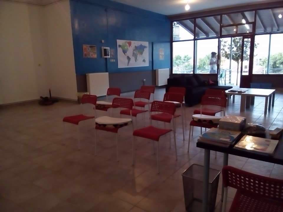 Europasiamonoi's tweet photo. La nuova aula.  #katsikahelp https://t.co/HGphm9yhsn