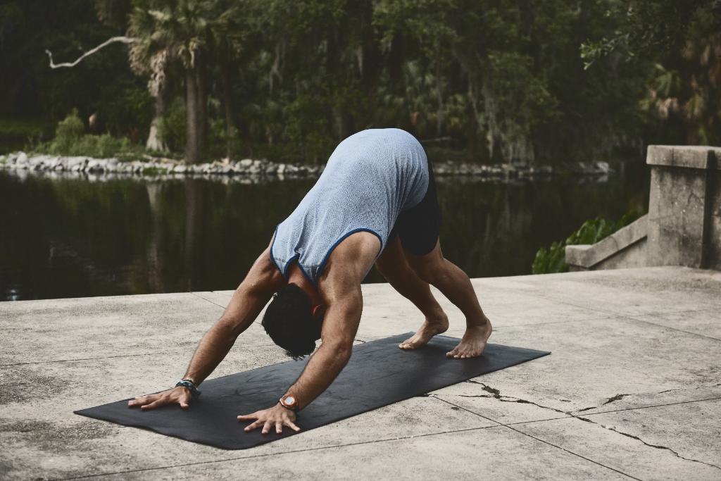 Slowing down on the mat benefits any run training program.

The runner's guide to yoga: bit.ly/2aSPrbv